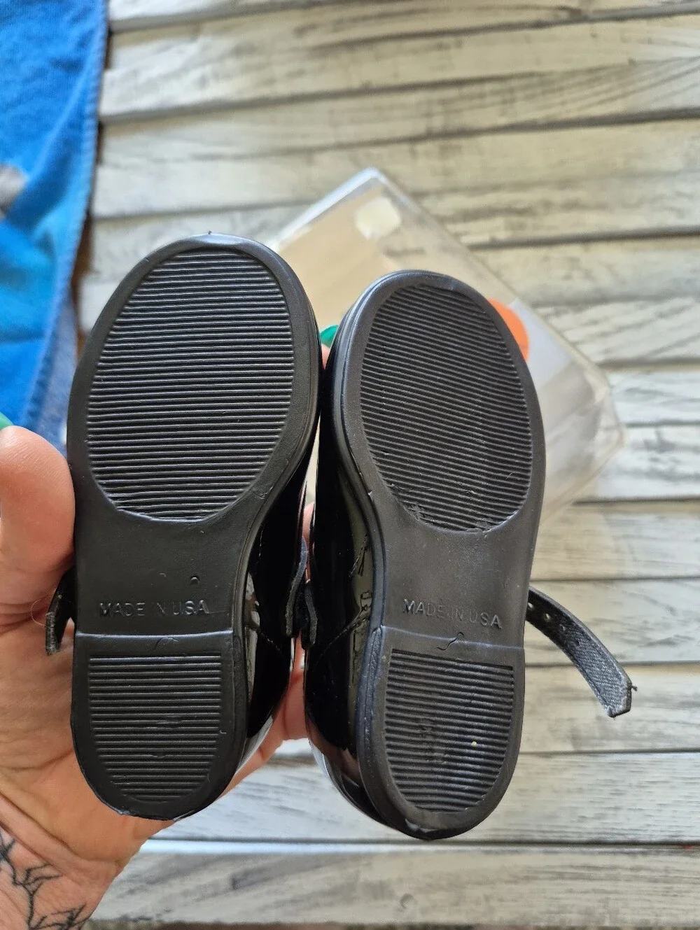 Vintahe Kids Black Patent Mary Jane Shoes with Bow